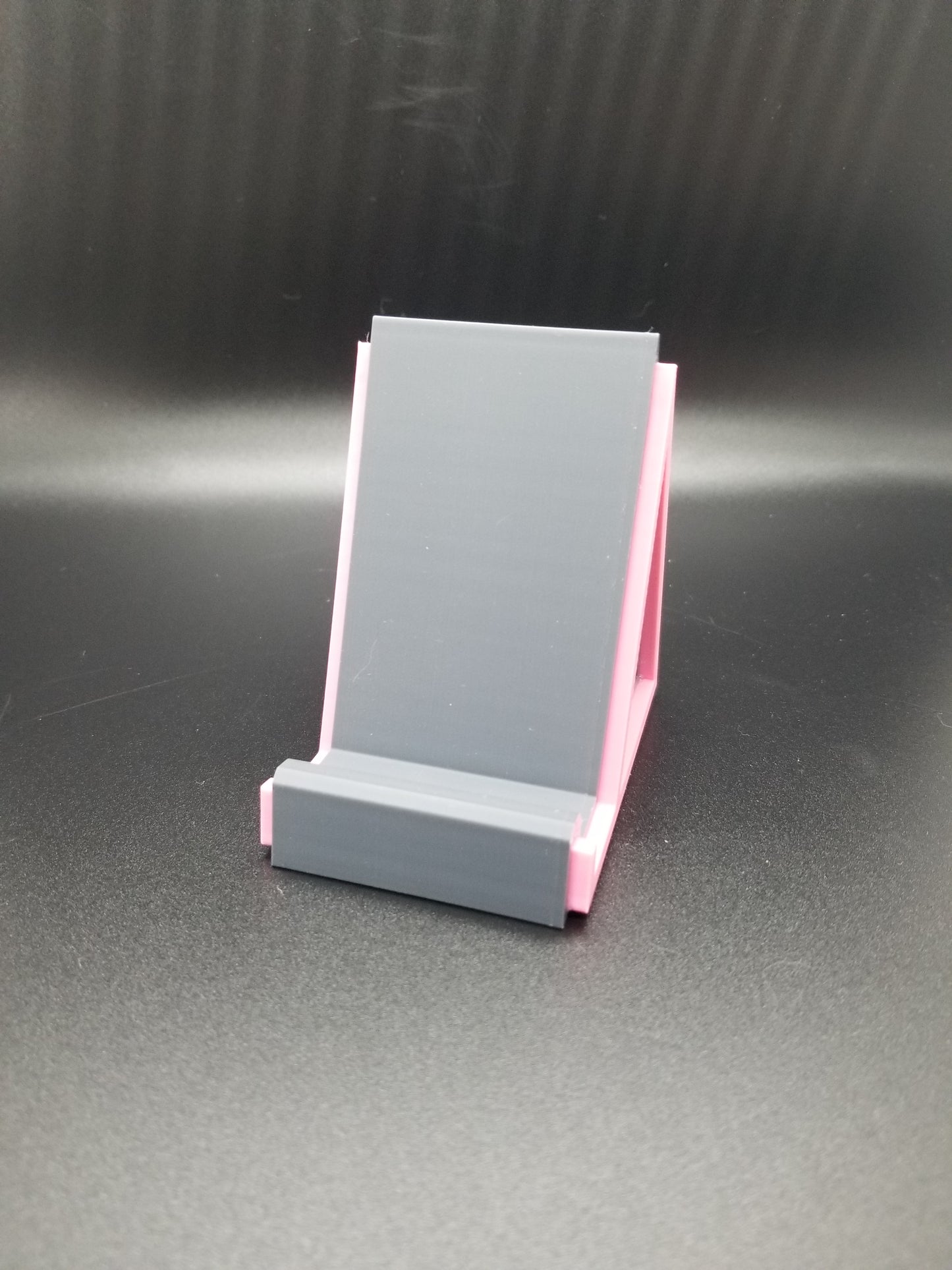 Heart Loop Phone Stand