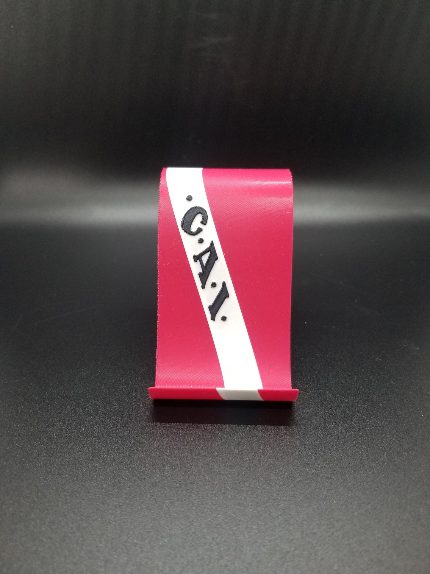 Heart Loop Phone Stand