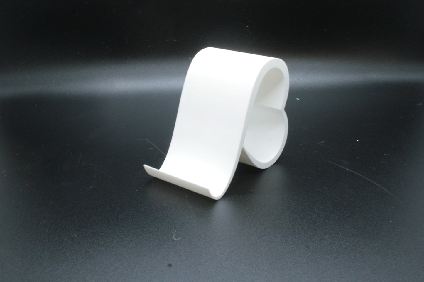 Heart Loop Phone Stand