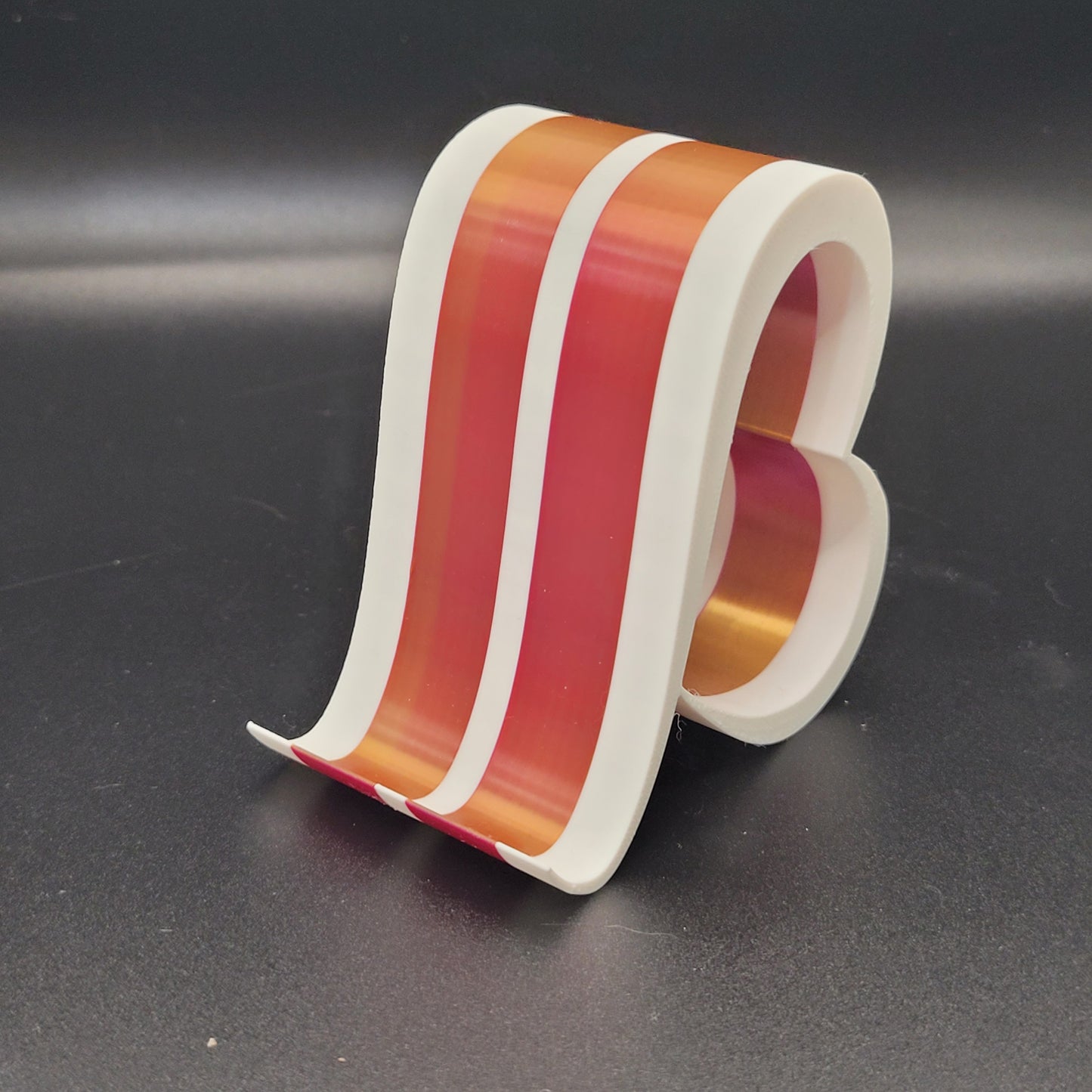 Heart Loop Phone Stand