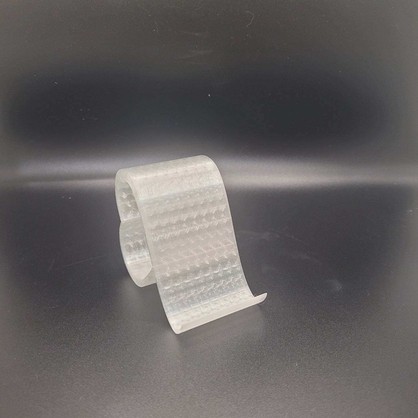 Heart Loop Phone Stand