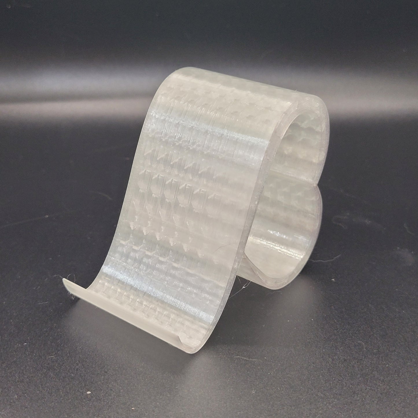 Heart Loop Phone Stand