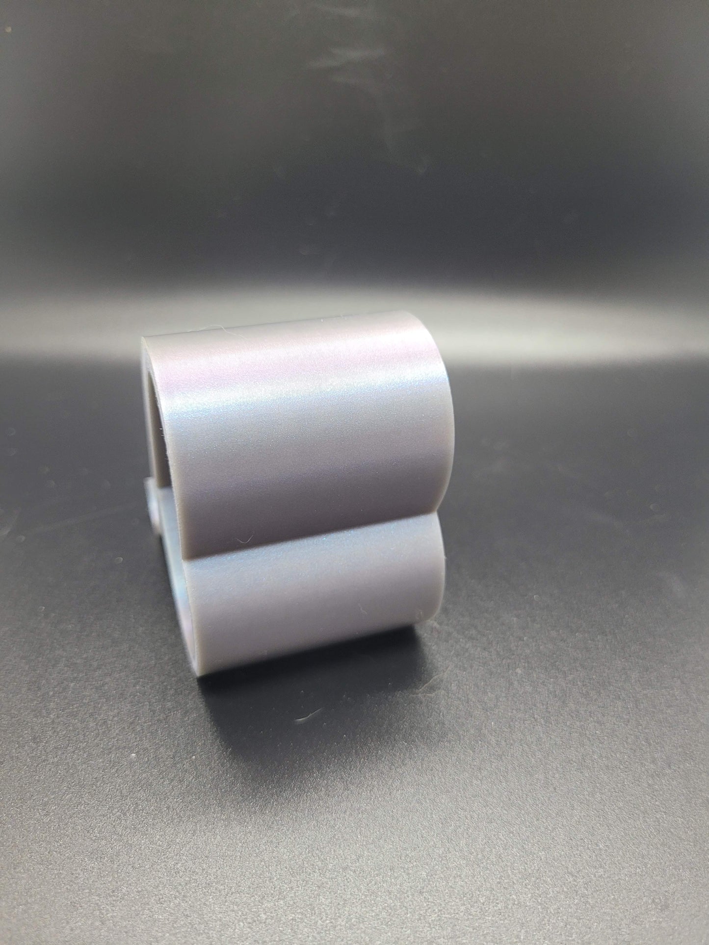 Heart Loop Phone Stand