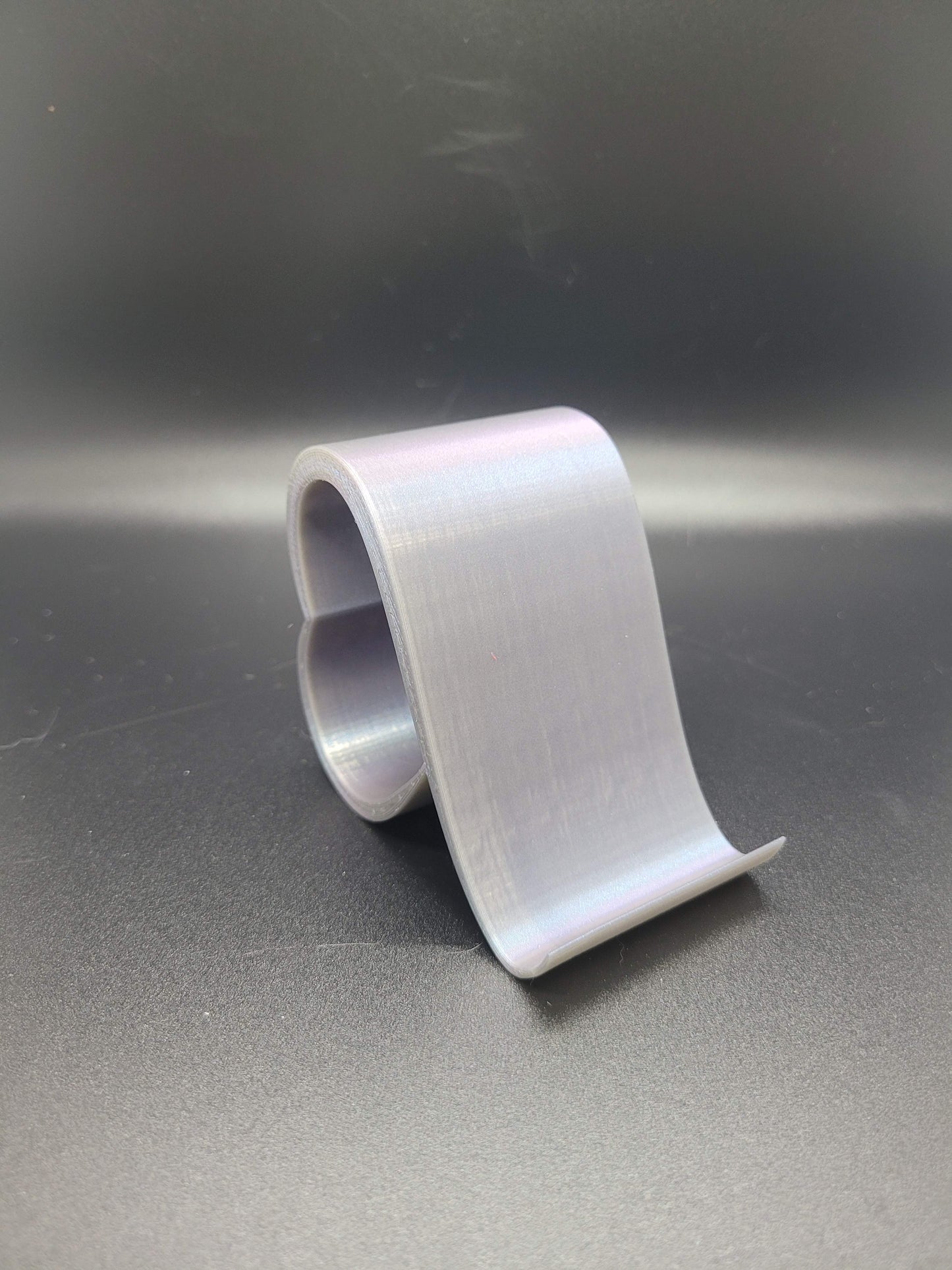 Heart Loop Phone Stand