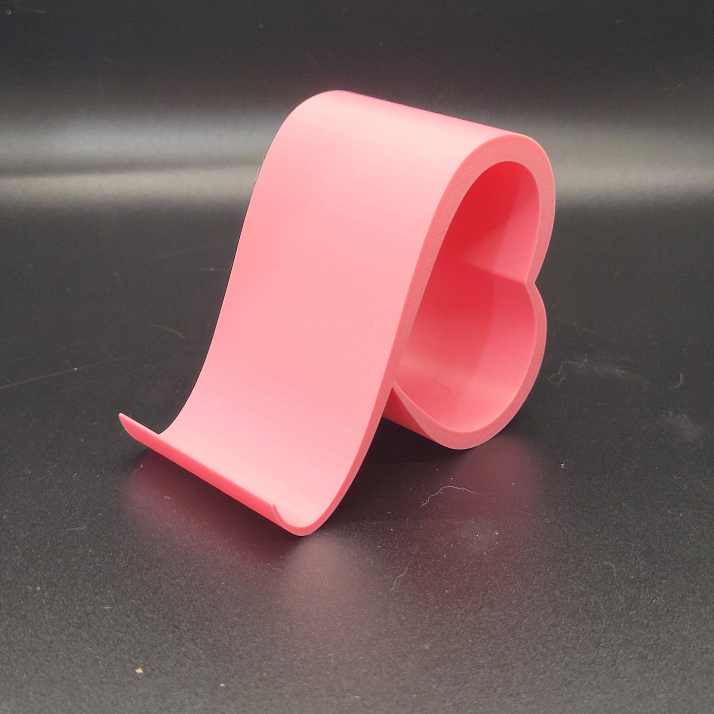 Heart Loop Phone Stand