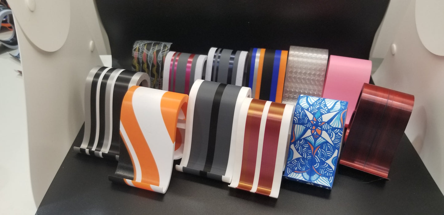 Heart Loop Phone Stand