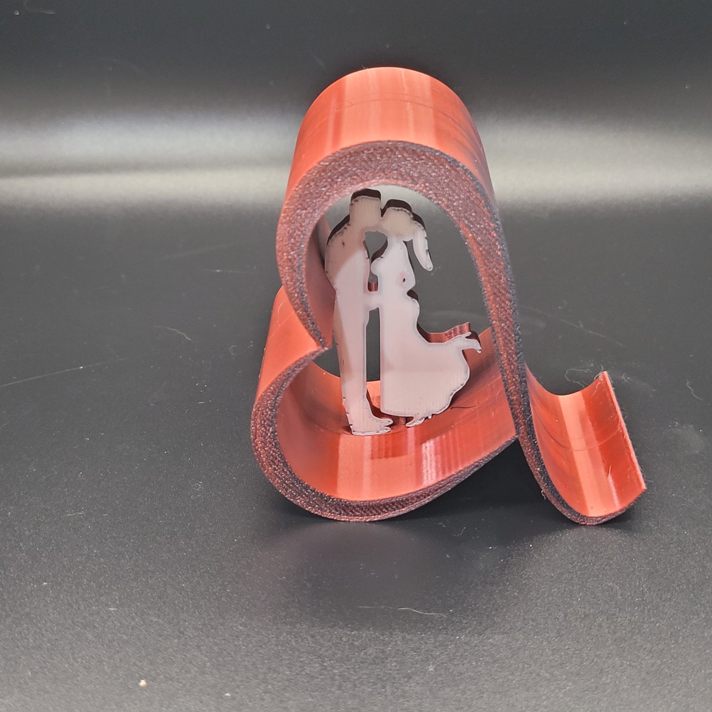 Heart Loop Phone Stand