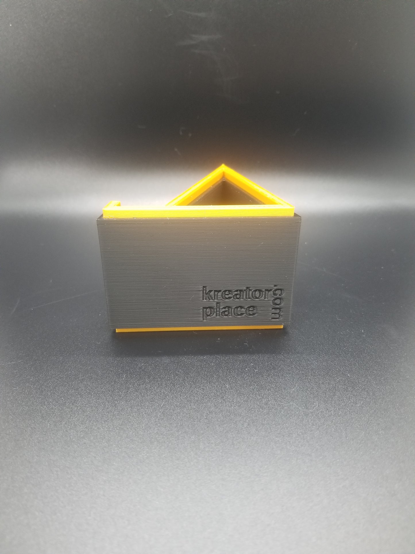 Triangle Frame Phone Stand