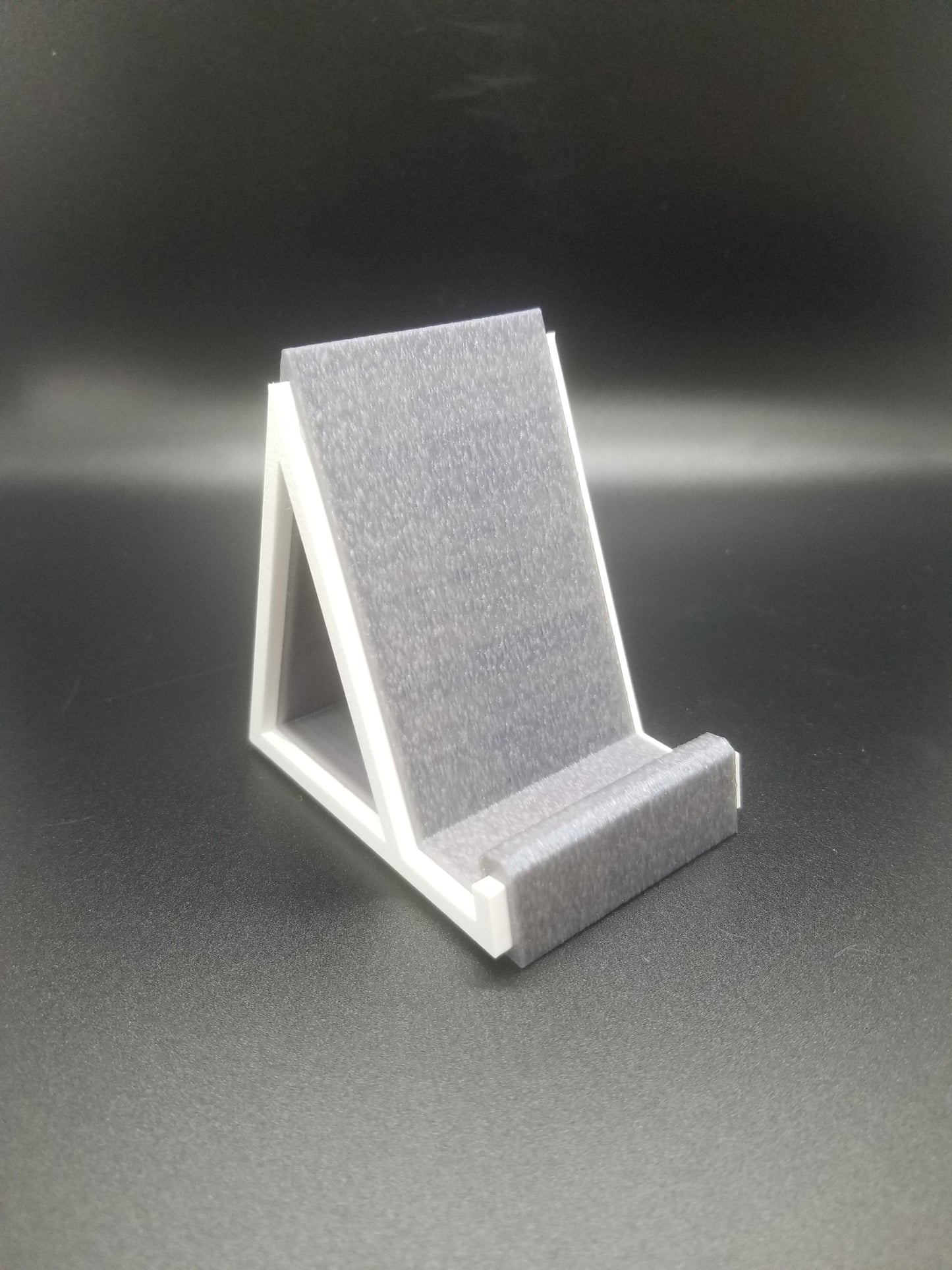 Heart Loop Phone Stand